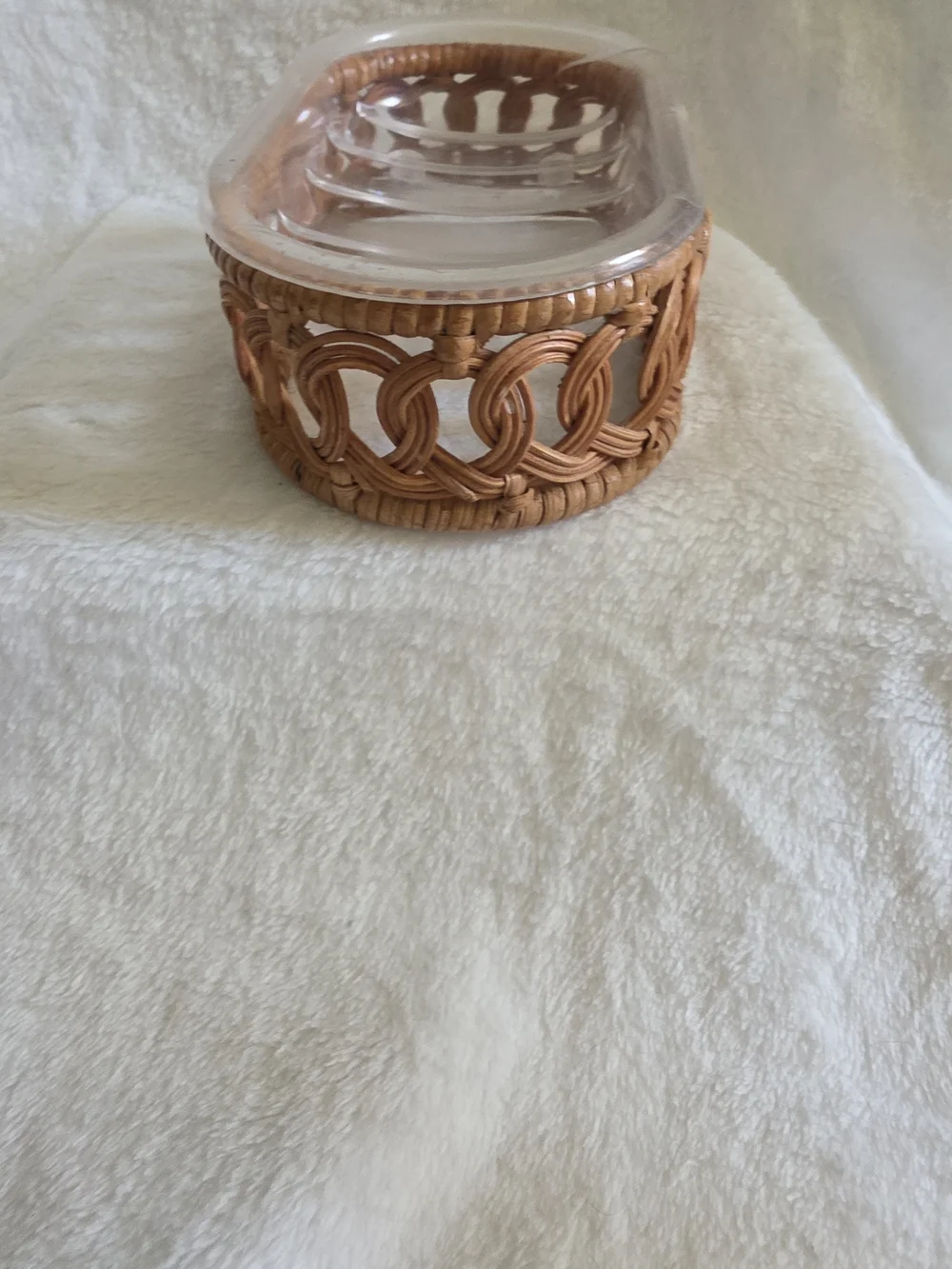 Woven Rattan Oval Soap Dish With Basket Base And Clear Soap Holder - Natural Tan
